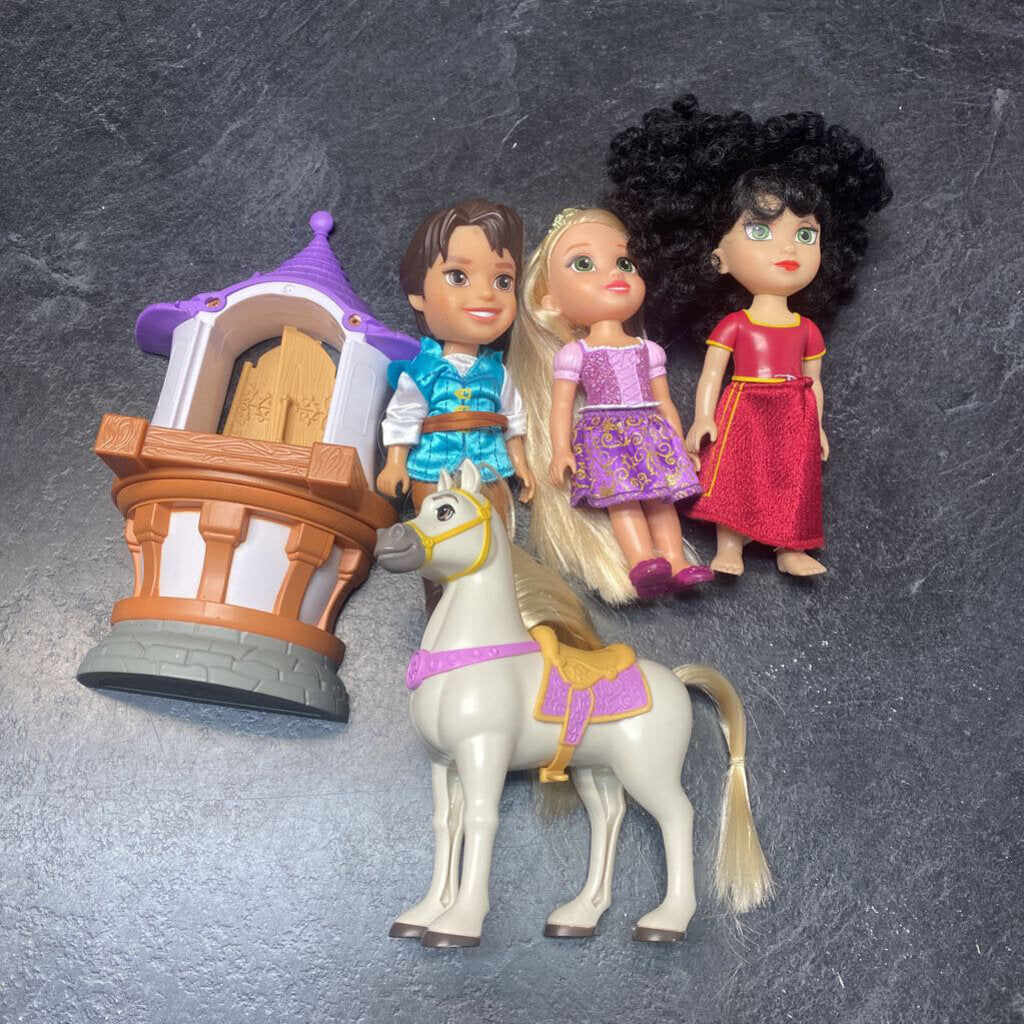 Lot de 4 Figurines + Chateau RAIPONCE