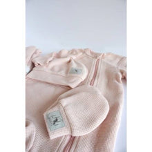 Charger l&#39;image dans la galerie, Bonnet - Waffle Baby Hat 4-12 mois
