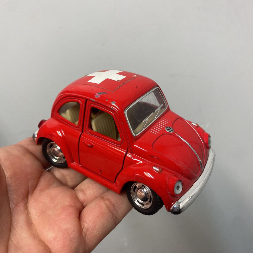 voiture + figurine chien