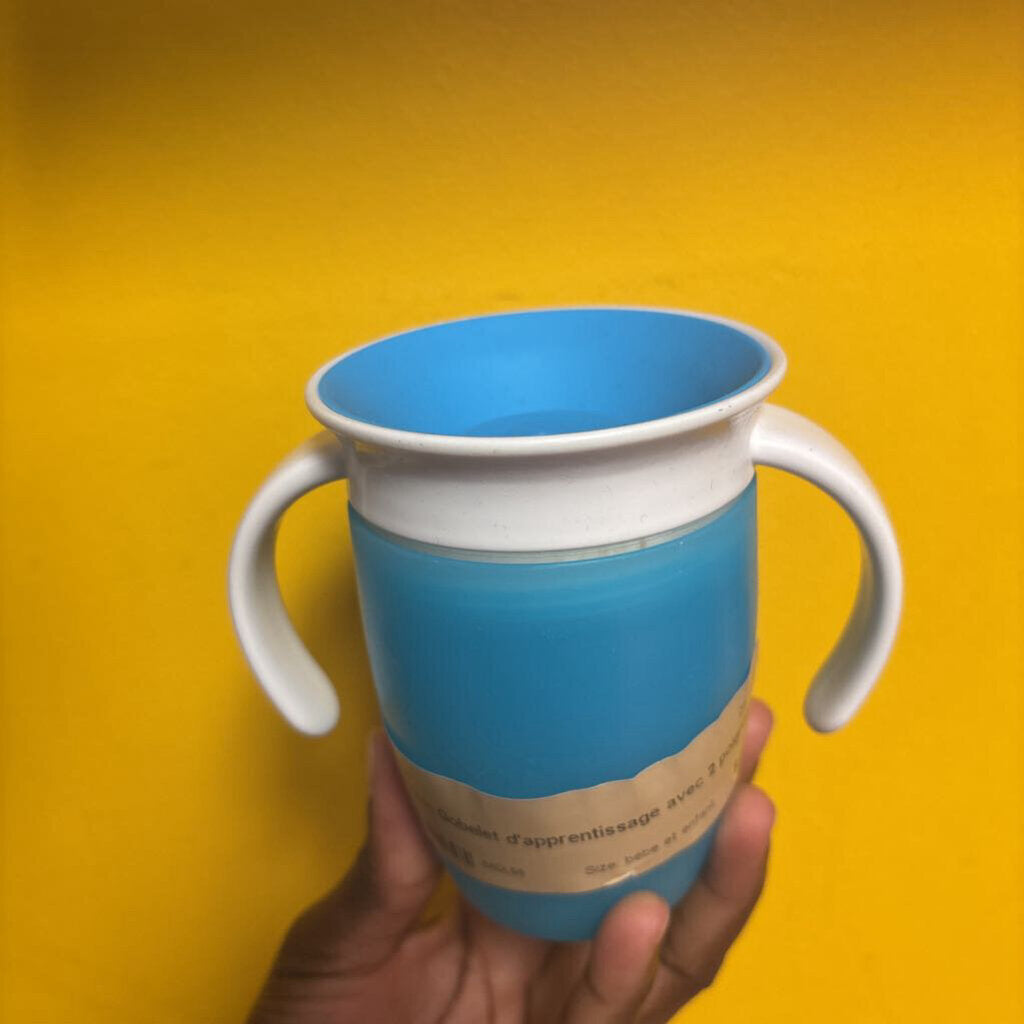 Gobelet d'apprentissage avec 2 poignee
