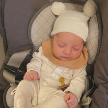 Charger l&#39;image dans la galerie, Bonnet de naissance avec DOUBLE pompon NOUVEAU NE
