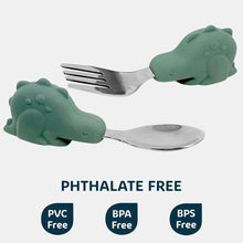 Charger l&#39;image dans la galerie, Ustensiles d&#39;apprentissage - Silicon Training Utensils OLIVE GREEN DINOSAUR - 12 mois +
