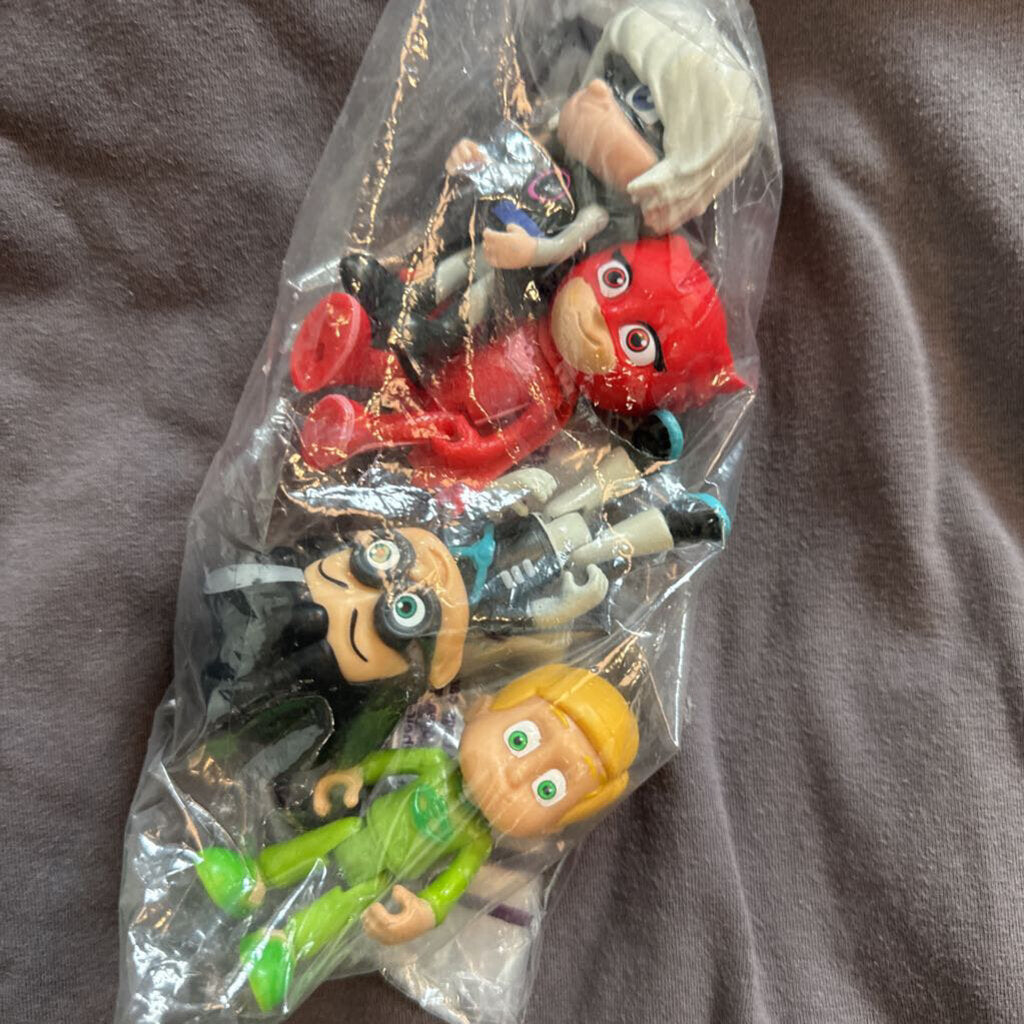 LOT DE 4 figurine pyjamasque