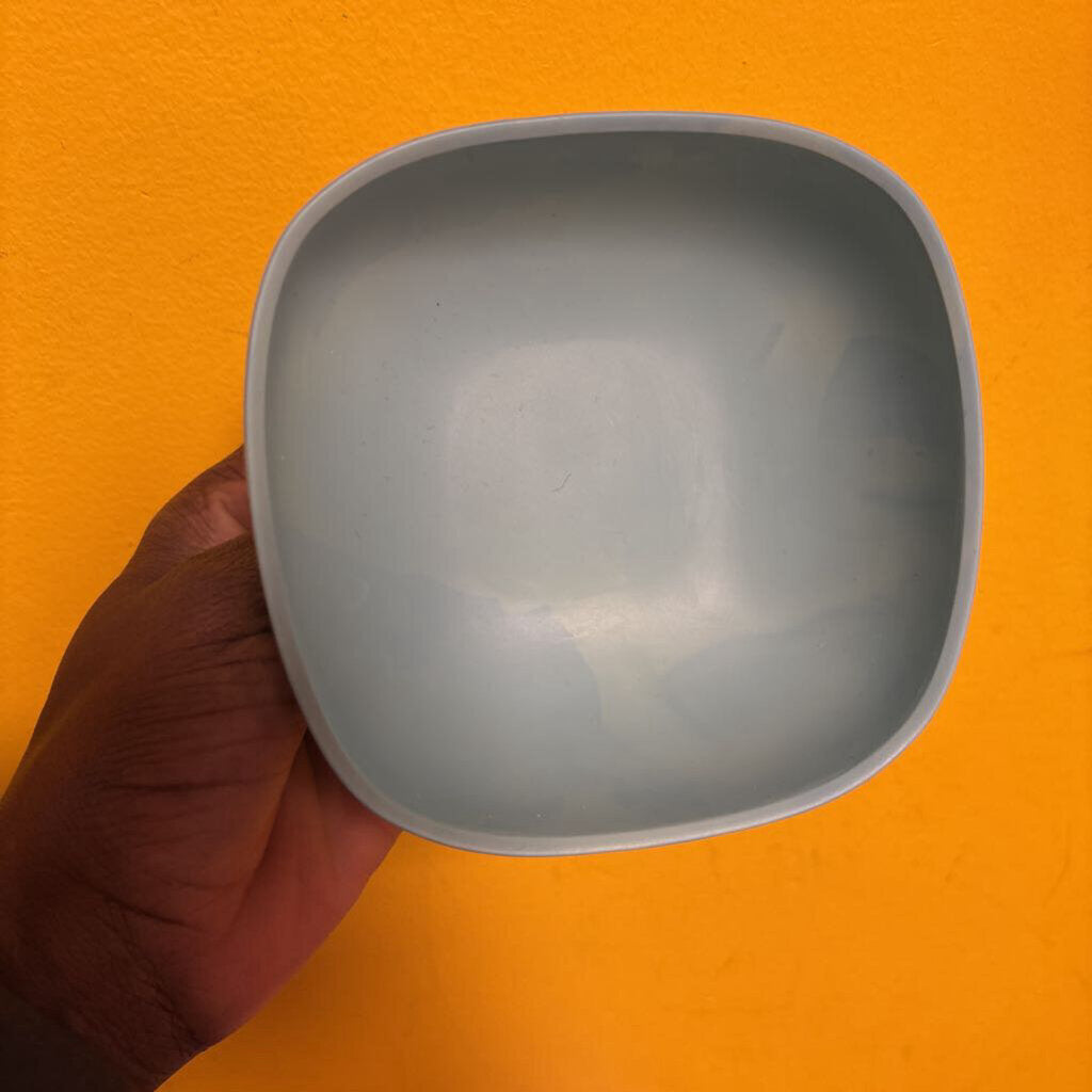 PETIT Bol a ventouse en SILICONE