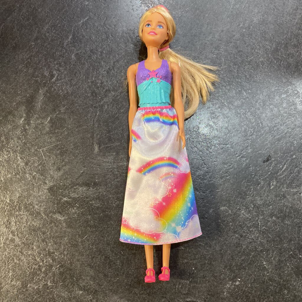 Pouppe BARBIE chevaux blonde robe blanch + veste rose + chaussures blanch