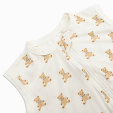 Charger l&#39;image dans la galerie, Dormeuse Vintage Bear - Bamboo 1.0 TOG Sleep Sacks PETIT 6-12 mois
