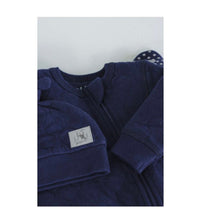 Charger l'image dans la galerie, Pyjamas à pates - Quilted Footed Sleeper NAVY - 0-3 mois
