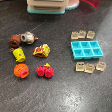 Charger l'image dans la galerie, FRIGO avec 13 Shopkins /acces
