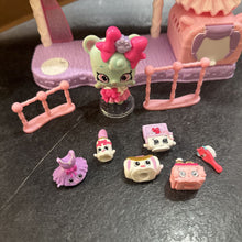 Charger l'image dans la galerie, STUDIO de ballet avec 8 Shopkins + poupee
