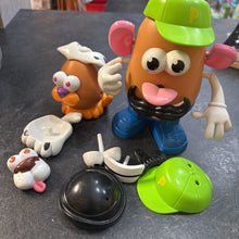 Charger l'image dans la galerie, TEL QUEL lot de 1 grand + 1 petit M. Patate avec 20 acces
