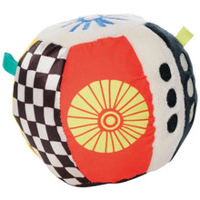Charger l'image dans la galerie, Balle sensorielle en tissus - Wimmer Sensory Ball
