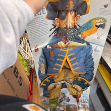 Charger l'image dans la galerie, COMPLET livre a volets AVEC AFFICHE de pirate - grandeur nature +/- 140 cm
