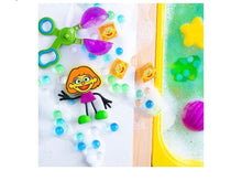 Charger l'image dans la galerie, Paque de 4 cubes qui ILLUMINENT DANS L'EAU - Licensed Light Up Cubes - Sesame Street JULIA
