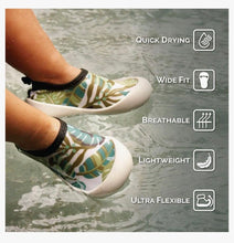 Charger l'image dans la galerie, Chaussures d'eau NAVY WHALE - 8
