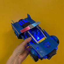Charger l'image dans la galerie, Juste la voiture transformable PATPATROUILLE fait SONS et LUMIERE
