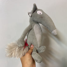 Charger l'image dans la galerie, Peluche P'tit LOUVE
