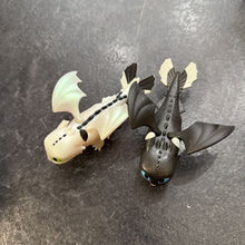 Charger l'image dans la galerie, Lot de 2 petites dragon Furie eclair et nocurne
