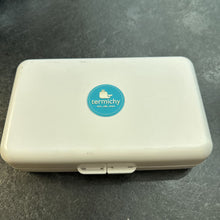 Charger l'image dans la galerie, Egouttoir de voyage pour biberon avec brosse a biberon taille compacte
