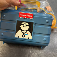 Charger l'image dans la galerie, VINTAGE Kit de MEDECIN avec 6 accesoires
