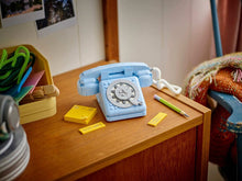 Charger l'image dans la galerie, Retro Telephone - 31174
