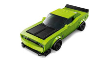 Charger l'image dans la galerie, La voiture sport Dodge Challenger SRT Hellcat - 77237
