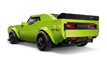 Charger l'image dans la galerie, La voiture sport Dodge Challenger SRT Hellcat - 77237
