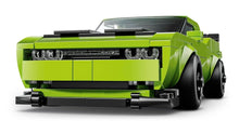 Charger l'image dans la galerie, La voiture sport Dodge Challenger SRT Hellcat - 77237
