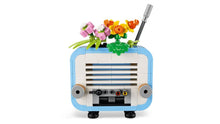 Charger l'image dans la galerie, Le tourne-disque avec des fleurs - 31172
