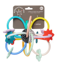 Charger l'image dans la galerie, Jouet de dentition et hochet - Loop D' Loop Infant Rattle
