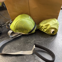 Charger l'image dans la galerie, IMPECC - PETIT sac a dos AVEC HARNAIS modele tortue

