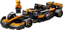 Charger l'image dans la galerie, Voiture de course McLaren F1 Team MCL38 - 77251

