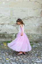 Charger l'image dans la galerie, DEGUISEMENT 3 pcs Robe de princesse + 2 bras - Velvety Soft Sleeping Sweetheart Princess -5-6 ans
