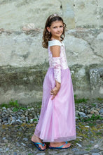 Charger l'image dans la galerie, DEGUISEMENT 3 pcs Robe de princesse + 2 bras - Velvety Soft Sleeping Sweetheart Princess -5-6 ans
