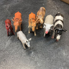 Charger l'image dans la galerie, MOYEN / PETIT Lot de 7 Animaux
