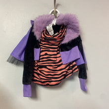 Charger l'image dans la galerie, DEGUISEMENT 2 pcs Style KPOP Top + jupe +/- 3-4 ans
